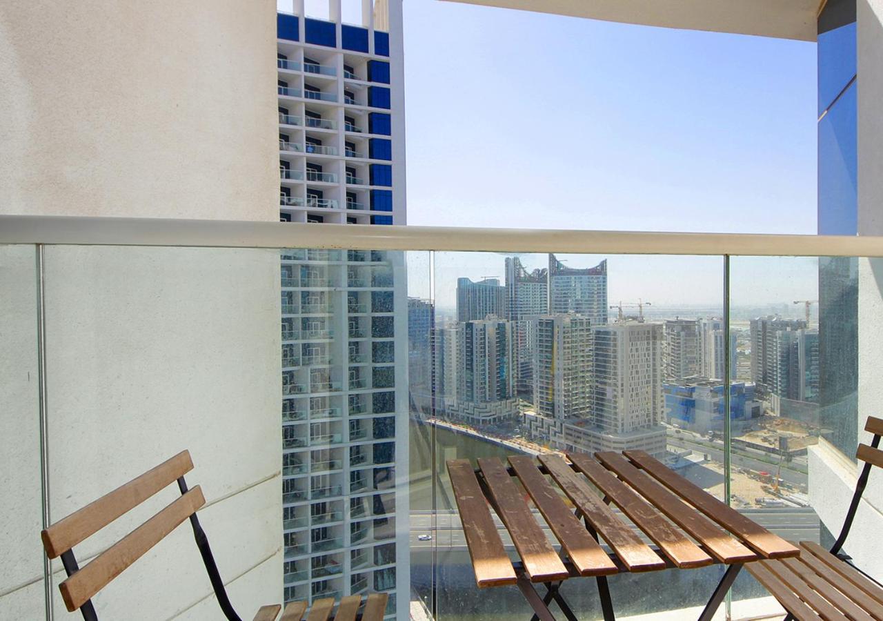 Apartment Luxury Damac W Canal View Near Burj Khalifa *