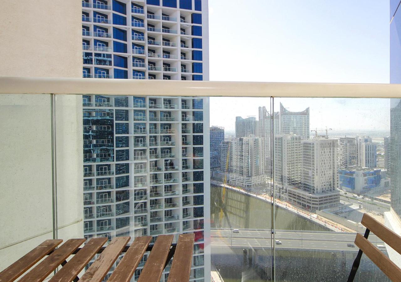 Luxury Damac W Canal View Near Burj Khalifa * Dubai